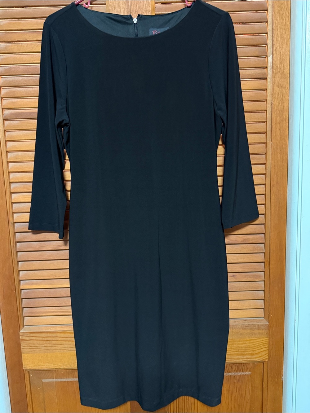 Women’s Black 3/4 Sleeve Sheath Dress